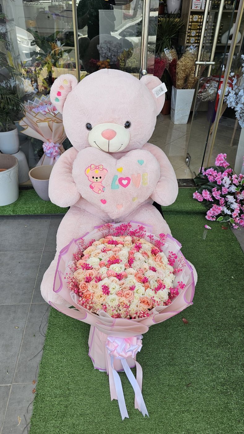 Ours Rose et Bouquet