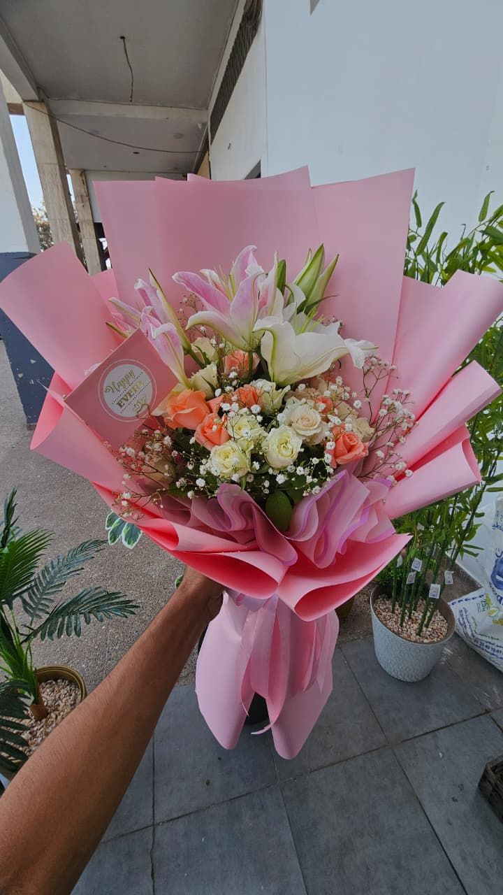 Bouquet Lis et Roses Corail